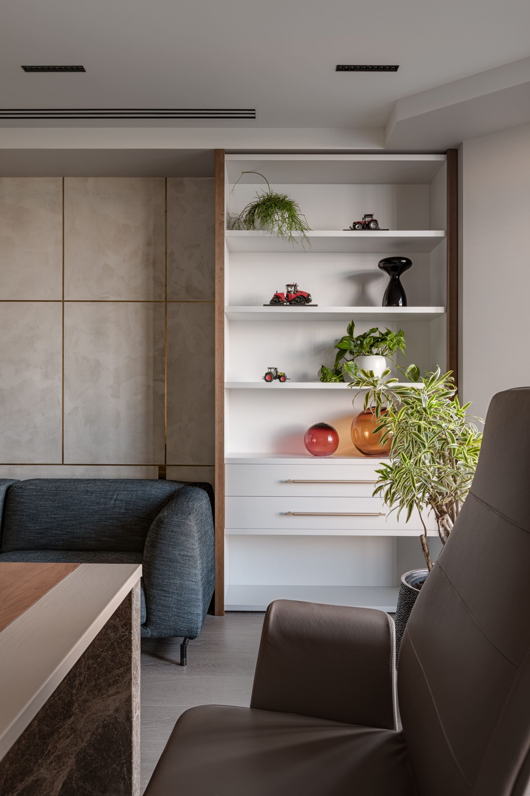 Skyline office